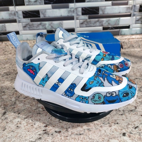 Addidas, custom blues characters - Picture 2 of 5